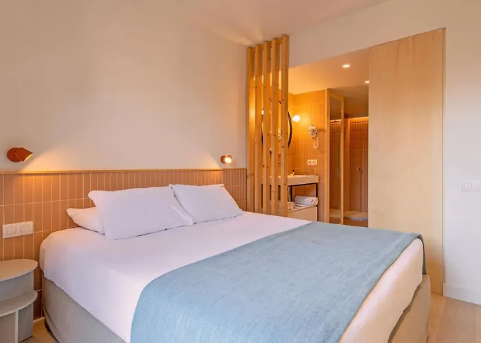 Jardinets De Gracia By The 5ve Soul